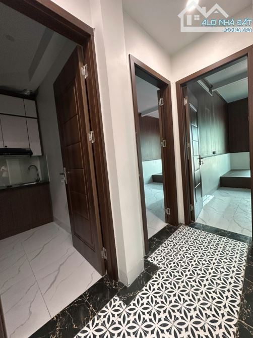 Ngõ thông gần phố - CHDV xây mới 60m MT 7.2m 6 tầng 15 phòng giá 14 tỉ - 75tr/tháng