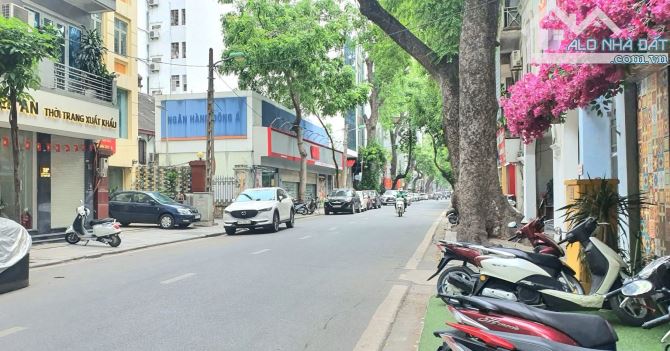 BÁN NHÀ PHỐ LÝ NAM ĐẾ – 3 MẶT THOÁNG – MẶT TIỀN 6.3M – NỞ HẬU – 110M² – GIÁ 37 TỶ