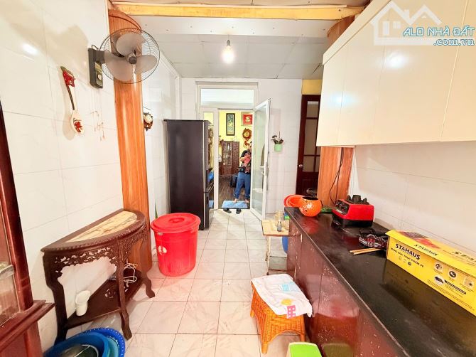 BÁN TẬP THỂ CỰC RỘNG – DUPLEX TẦNG 2+3, THÁI THỊNH, ĐỐNG ĐA. 200M2 – 3PN. 5,75 TỶ