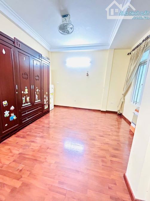 BÁN NHÀ HOÀNG HOA THÁM- DÂN XÂY 60M2 5T MT6M 6PN-11,5 TỶ- FULL CÔNG NĂNG- Ô CHỜ THANG MÁY