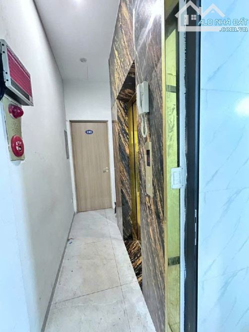 Trung Phụng - Mặt ngõ ba gác phi - Chợ ngay trước cửa - 12 phòng khép kín