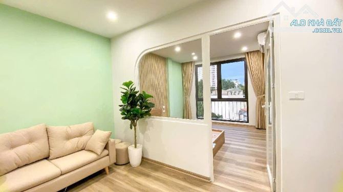 Thịnh Quang - CCMN - 12 phòng khép kín - Doanh thu 80tr/tháng - Ngõ ba gác