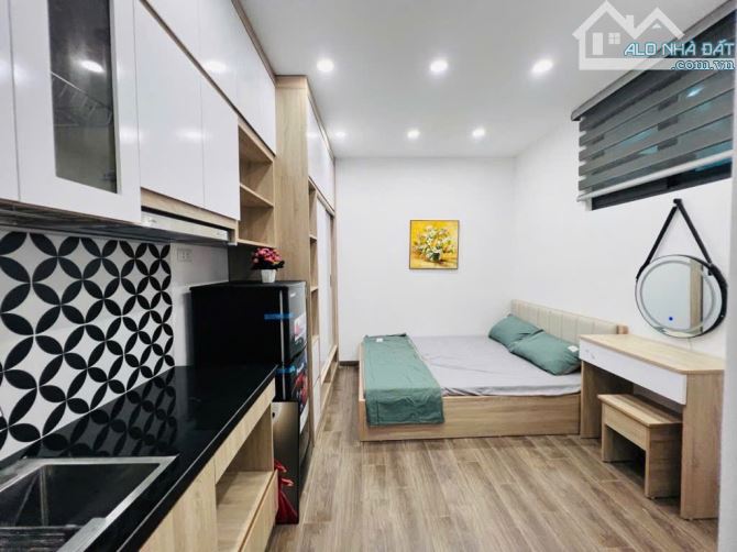 Láng - CCMN - 13 phòng khép kín - Dòng tiền 65tr/tháng - Ngõ thông muôn hướng