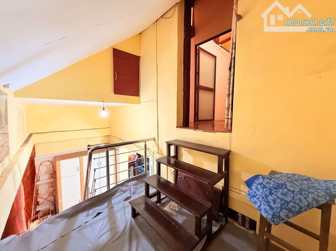 BÁN TẬP THỂ CỰC RỘNG – DUPLEX TẦNG 2+3, THÁI THỊNH, ĐỐNG ĐA. 200M2 – 3PN. 5,75 TỶ