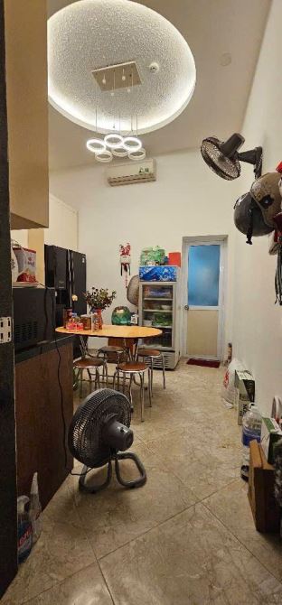 Hồ Văn Chương - View hồ - Ô tô tránh - Kinh doanh - Thang máy xịn xò - DT tốt