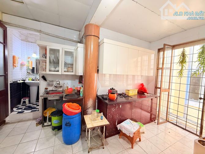 BÁN TẬP THỂ CỰC RỘNG – DUPLEX TẦNG 2+3, THÁI THỊNH, ĐỐNG ĐA. 200M2 – 3PN. 5,75 TỶ