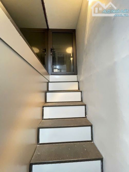 BÁN TẬP THỂ TẦNG 1 – NHÀ XUẤT BẢN GIÁO DỤC, THỊNH HÀO, ĐỐNG ĐA. 70M2 – 2PN. 4,5 TỶ