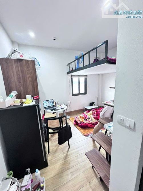 Trung Phụng - Mặt ngõ ba gác phi - Chợ ngay trước cửa - 12 phòng khép kín