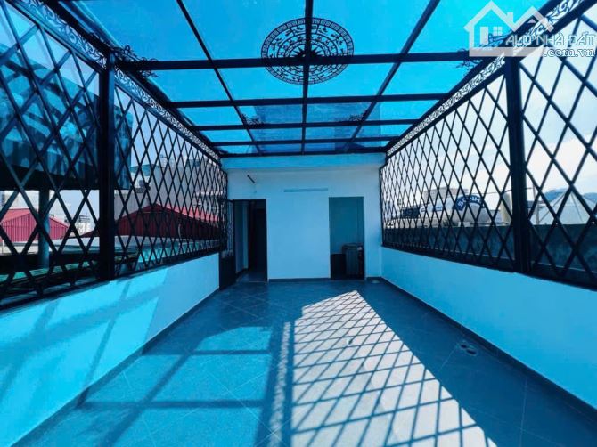 Láng - CCMN - 13 phòng khép kín - Dòng tiền 65tr/tháng - Ngõ thông muôn hướng