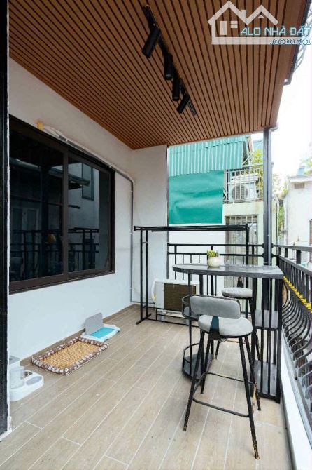 Thái Hà - 19 phòng khép kín - Dòng tiền gần 2 tỷ/năm - Mặt ngõ thông - Phố xin