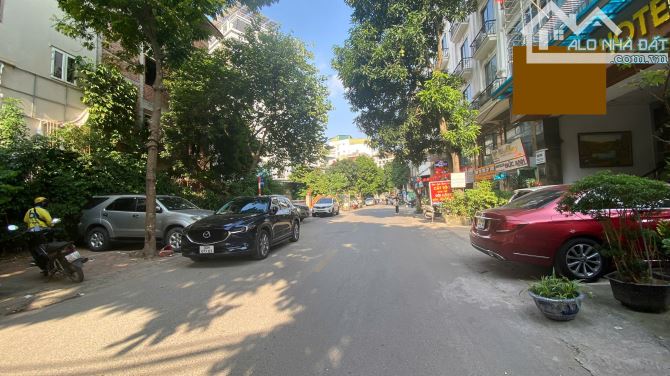 MẶT PHỐ QUẬN CẦU GIẤY – LÔ GÓC – 8 TẦNG THANG MÁY – 131M² – MẶT TIỀN 10.5M-  GIÁ 80 TỶ