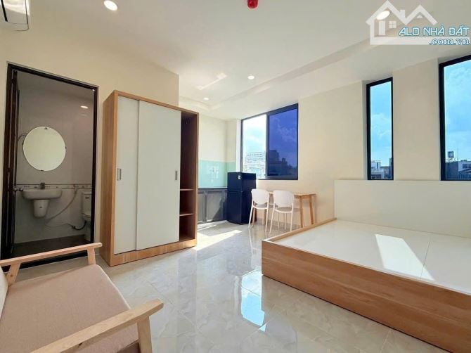 Phòng đẹp Huỳnh Tấn Phát giao Bùi Văn Ba mới xây 4 triệu