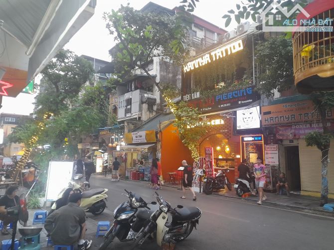 Bán nhà mặt phố Hàng Buồm - 200m ra Hồ Gươm - 415m2 x MT 15.5m - Đầu tư siêu lời 248 tỷ