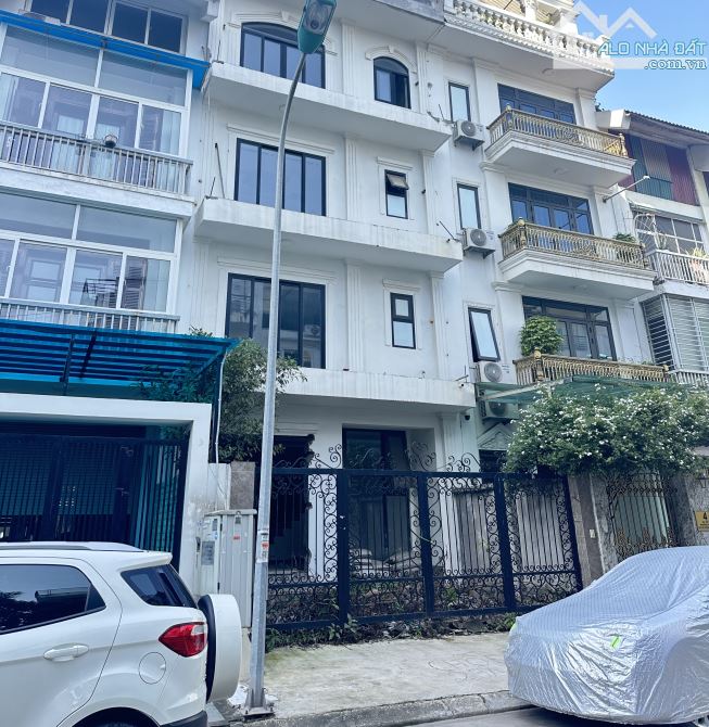 Biệt Thự Liền Kề, Phú Thượng, Ciputra, Tây Hồ, 3P ra Hồ Tây, DT 125M2, MT 6.5M, 28 tỷ