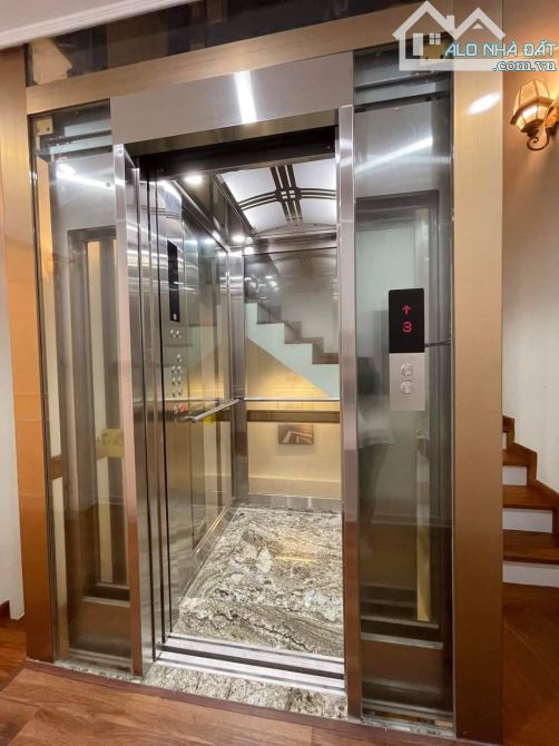 Bán nhà Duy Tân, Cầu Giấy 50 m2, thang máy,  13 tỷ, oto, công viên kề bên - 1