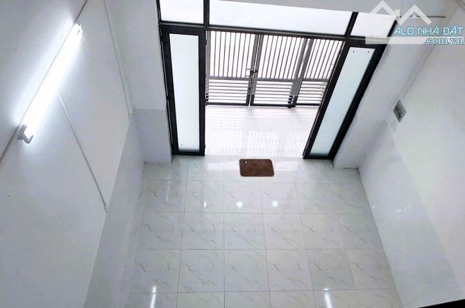 Cho thuê nhà nguyên căn hẻm xe hơi gần mặt tiền đường Tam Bình - 1