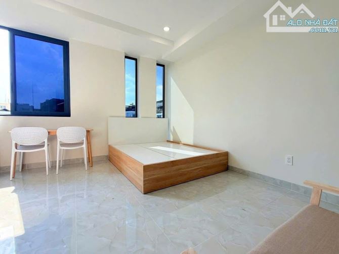 Phòng đẹp Huỳnh Tấn Phát giao Bùi Văn Ba mới xây 4 triệu - 2