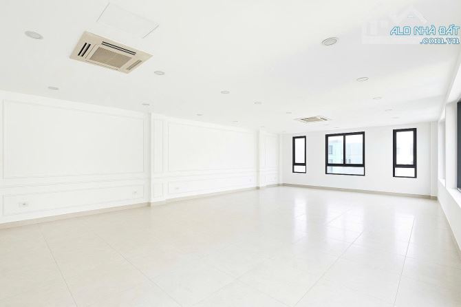 CỰC HIẾM! Cho thuê sàn văn phòng 120m² mặt phố Thanh Xuân – Tòa nhà kính sang trọng - 2