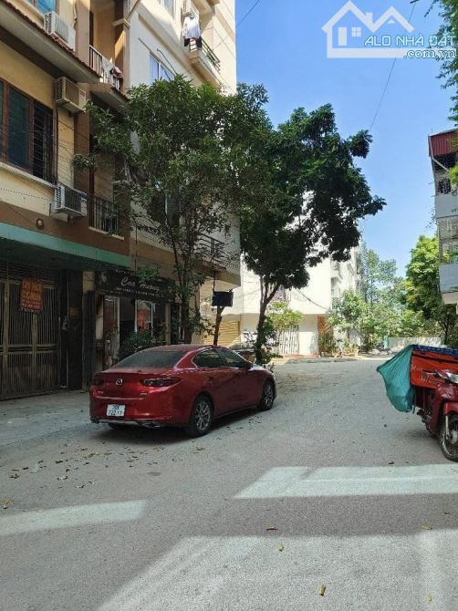 Bán nhà Duy Tân, Cầu Giấy 43 m2, thang máy, 12 tỷ   ôtô 16 chỗ đón đầu ngõ - 2