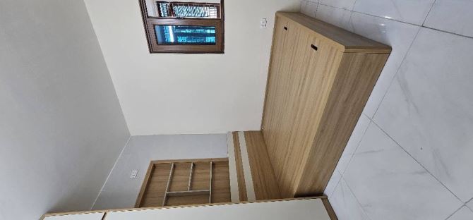 Bán căn hộ tập thể Nguyễn khoái tầng một tt hai bà trưng thoáng ô tô Chánh trước cửa