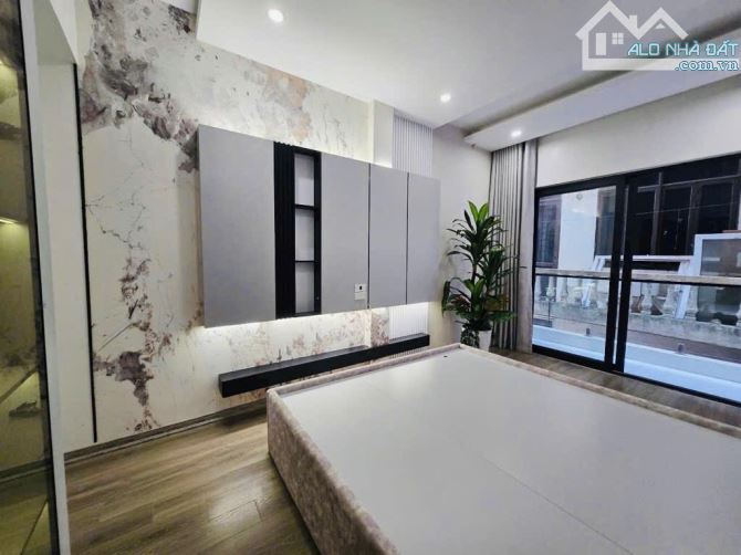 TRƯƠNG ĐỊNH HBT 32m2- KINH DOANH -ÔT TRÁNH