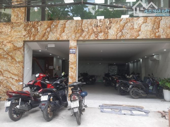 TÒA VP 10TẦNG HẠNG A - DỊCH VỤ CAO CẤP - THANG MÁY VÙ VÙ - DÒNG TIỀN ỔN ĐỈNH - DOANH THU C - 3