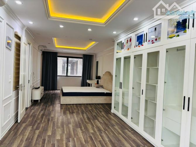 Bán nhà liền kề KĐT Trâu Quỳ 90m2 xây 5T MT 6m thang máy full nội thất xịn chỉ 19,5 tỷ