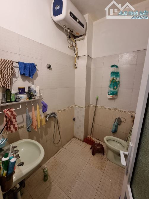 Bán nhà 5 tầng phố Giáp Nhất Ngã Tư Sở cạnh Royal City