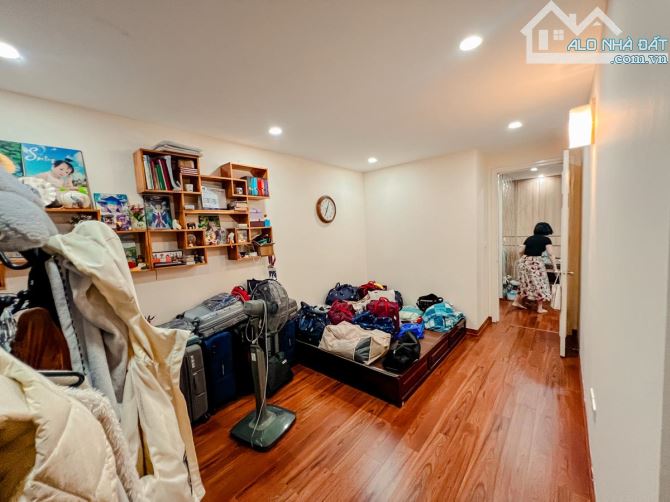 CHUNG CƯ FAFILM VNT TOWER - 96M-2N2VS - Ở SƯỚNG - HÀNG XÓM ROYAL CITY-8TỶ