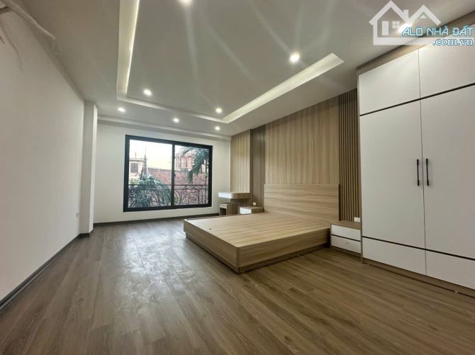 Bán nhà An Dương Vương 40m 7 tầng mặt tiền 3.8m giá chỉ 14.95 tỷ