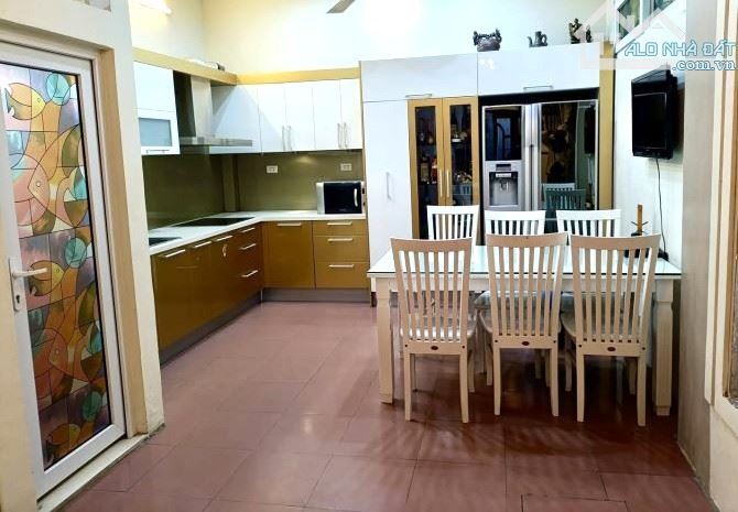 Bán nhà ĐÀO TẤN, Ba Đình. Ngõ nông, cách oto 10m. Gần phố. LÔ GÓC, 3 thoáng.