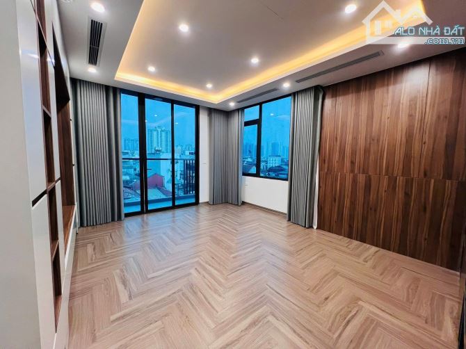 BÁN TOÀ VĂN PHÒNG NGUYỄN KHANG 75m2 - 9T THANG MÁY - 35.5 TỶ - HẦM GARA Ô TÔ - NHÀ MỚI ĐẸP