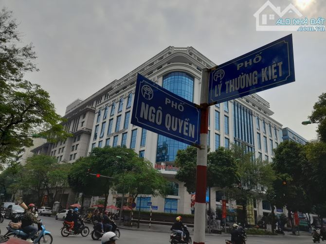 Bán nhà mặt phố Lý Thường Kiệt, 416m2, MT 11,5m, Giá 360 tỷ, mảnh đất vàng Quận Hoàn Kiếm