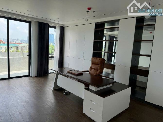 Toà 10T Mặt phố Vạn Phúc kéo dài lõi Ba Đình, sát lăng bác 1km, 95m2 mặt tiền 7.5m, 59 tỷ