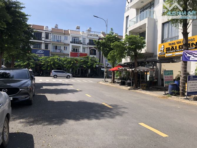 Bán Gấp Tháng 11 đất 140m2 Sổ Hồng Riêng - Công Chứng Ngay - Giá 5,75 Thương Lượng - 2