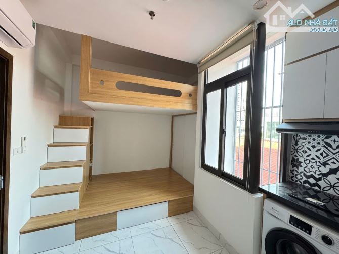 CHDV 2 thoáng giá tốt phố Minh Khai - 50m 7 tầng MT 4m 12 tỉ 11 phòng khép kín