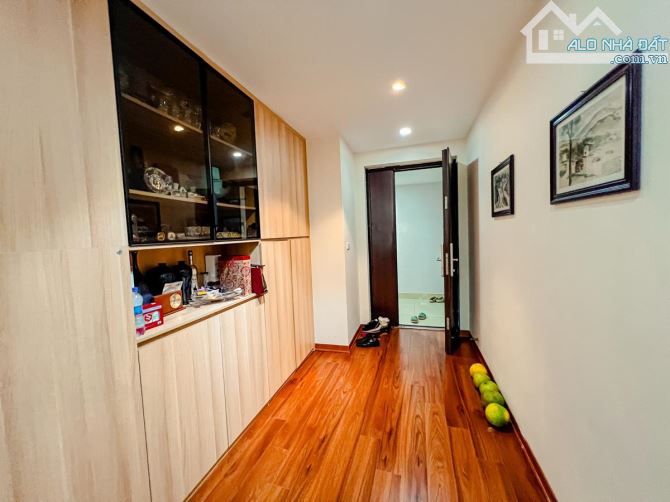 CHUNG CƯ FAFILM VNT TOWER - 96M-2N2VS - Ở SƯỚNG - HÀNG XÓM ROYAL CITY-8TỶ