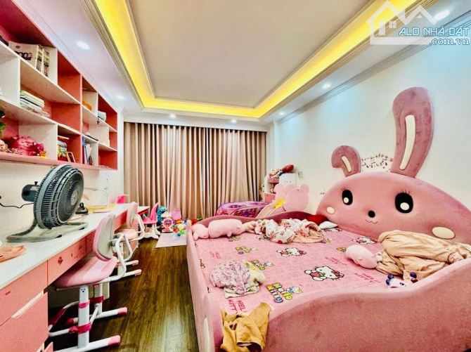 BÁN NHÀ 7 TẦNG THANG MÁY HỒ TÙNG MẬU GARA OTO 7 CHỖ DT 50m2 NHÀ MỚI Ở LUÔN. CHỈ 15.9 TỶ