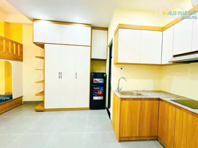 SIÊU DÒNG TIỀN 720/năm TRUONG ĐỊNH HBT 54m2x7tầng-THANG MÁY