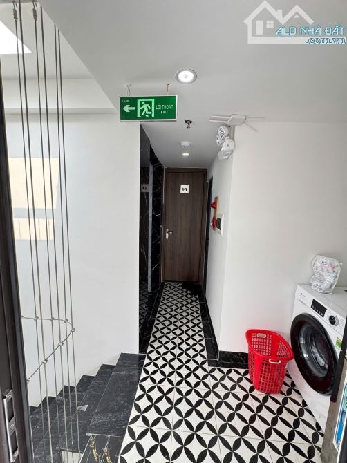 CHDV 2 thoáng giá tốt phố Minh Khai - 50m 7 tầng MT 4m 12 tỉ 11 phòng khép kín