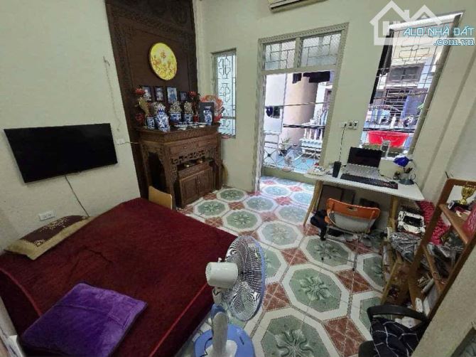 Bán đất tặng nhà 2 tầng NGUYỄN HOÀNG TÔN, Võ Chí Công. Phân lô Quân đội, Ôto tránh vào nhà