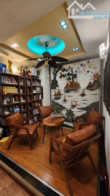 MẶT PHỐ LÊ DUẨN HAI BÀ TRƯNG CHỈ 13,5 TỶ CHỦ CẦN BÁN GẤP, SỔ NỞ HẬU 37 M KINH DOANH