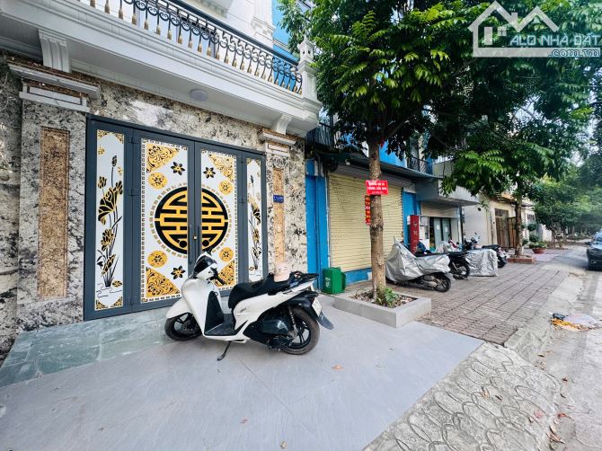 Siêu phẩm liền kề 100m2, 5 tầng, mt 5m, ô tô tránh, thang máy. Chỉ 19.5 tỷ