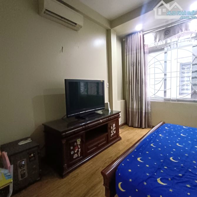 Bán nhà ĐÀO TẤN, Ba Đình. Ngõ nông, cách oto 10m. Gần phố. LÔ GÓC, 3 thoáng.