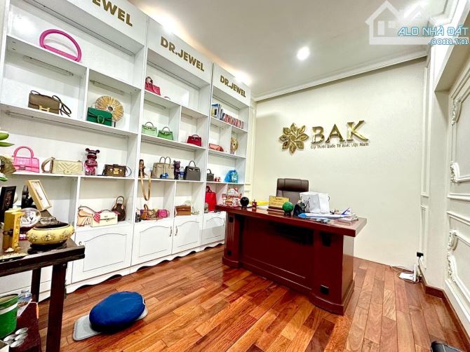 Mặt phố hiếm Võ Văn Dũng, vỉa hè, kinh doanh, sẵn cho thuê 30tr, sổ đẹp, ko QH - 47m*4T