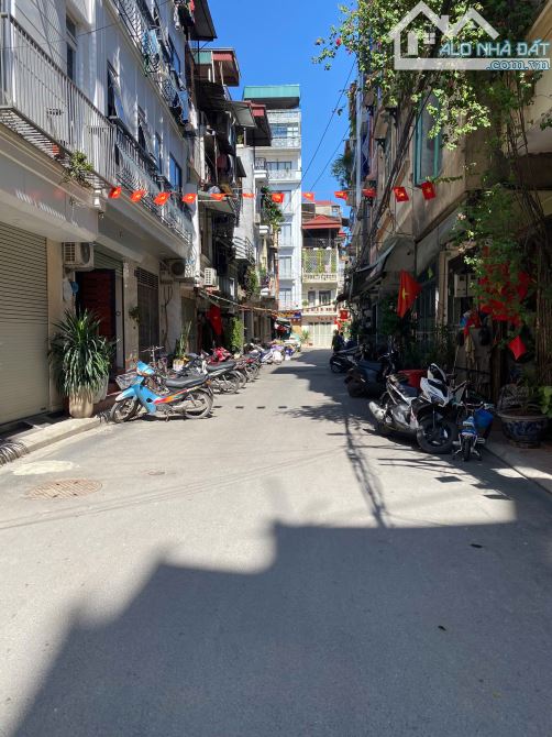 Trần Quý Cáp - Ô tô tránh trước nhà - Thông sàn - Kinh doanh văn phòng