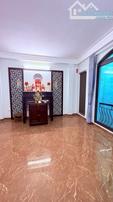 QUÁ HIẾM - SIÊU PHẨM LẠC LONG QUÂN – 5 TẦNG – SỔ VUÔNG – Ô TÔ TRÁNH – HÀNG XÓM VIP