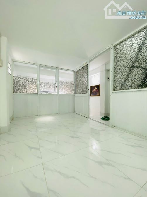 8tr cho thuê nhà nguyen căn Phan văn Trị 2PN - 2