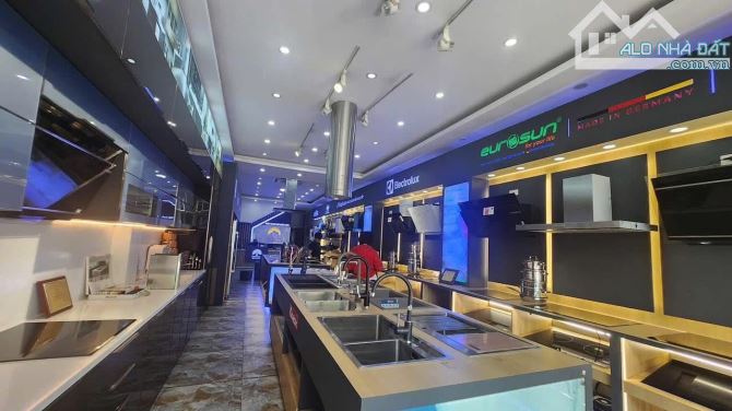 Mặt phố Ô Chợ Dừa, vỉa hè 5m, ở+cho thuê 50tr, 2 thoáng, MT6m, 52m*6T