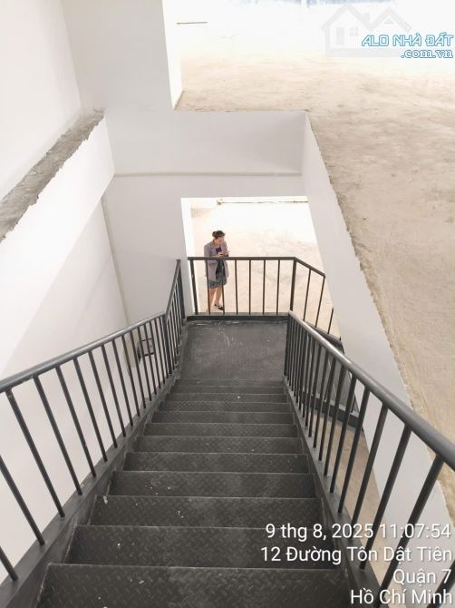 Cho thuê shophouse Garden Plaza 1, Tôn Dặt Tiên, Phú Mỹ Hưng, Q7 DT 301M2 Trệt 1 Lầu - 2